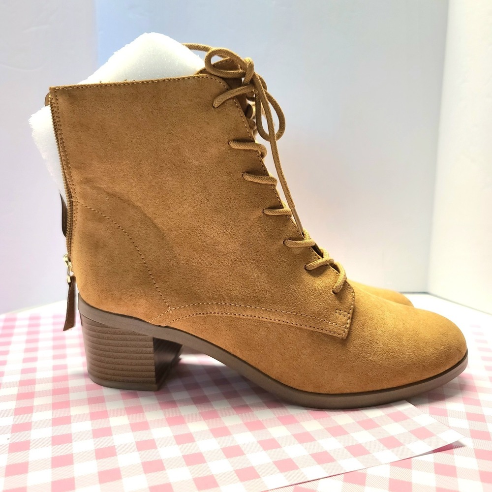 LOFT Lace Up Heeled Bootie Missy Birch Size 8 Style 550384